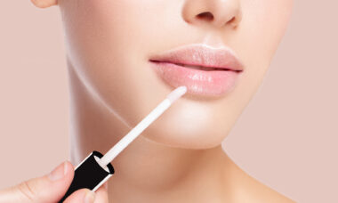 Manfaat lip oil vs lip balm